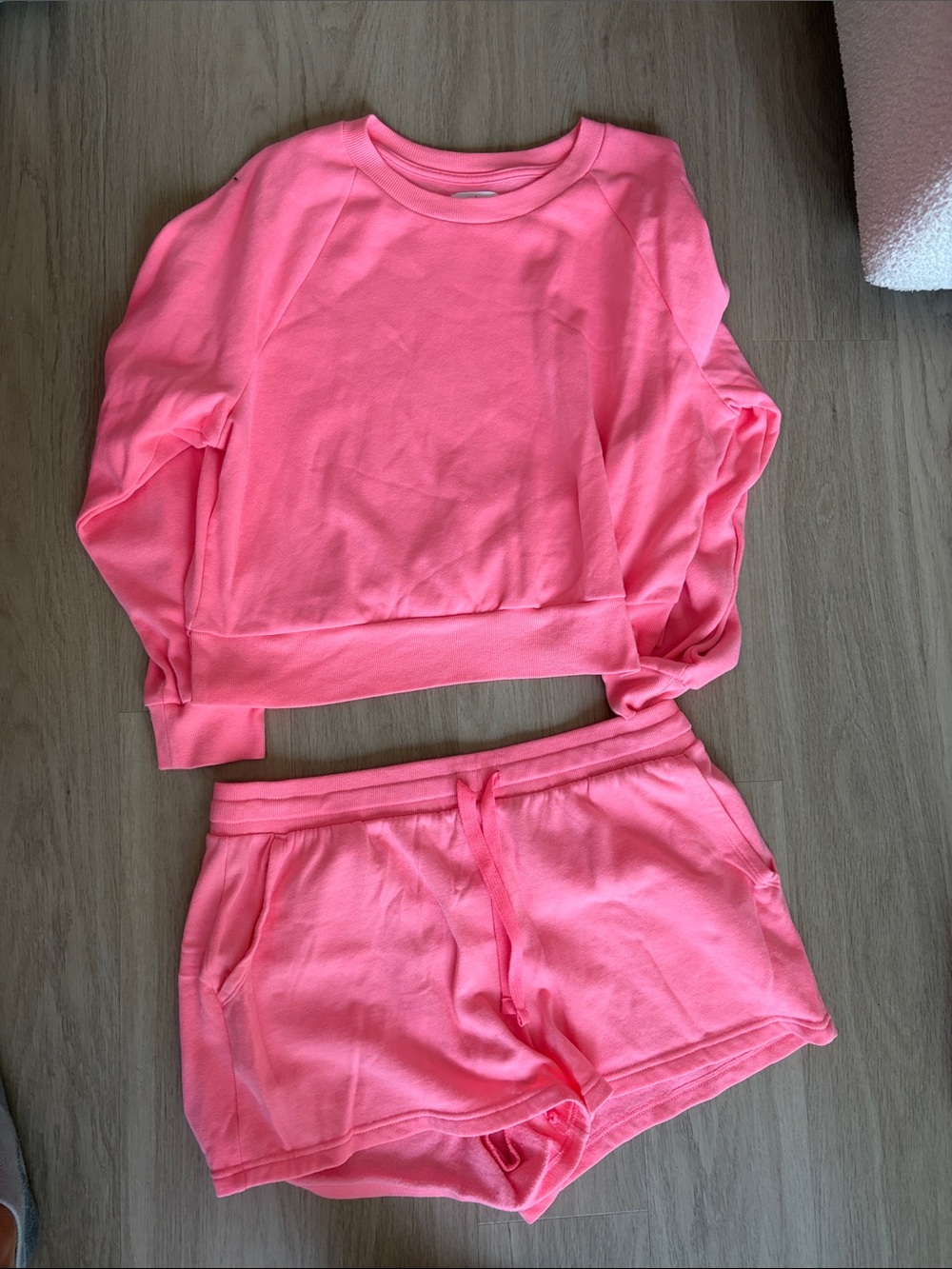 Colsie Hot Pink Pullover Sweatshirt